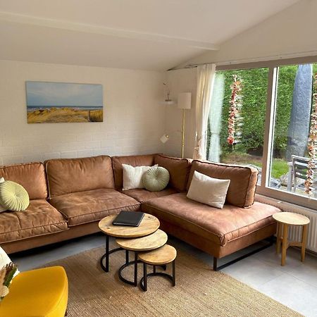 Gemuetliches, Helles Ferienhaus Mit Privatem Garten In Gepflegtem Ferienpark Warmenhuizen Eksteriør billede