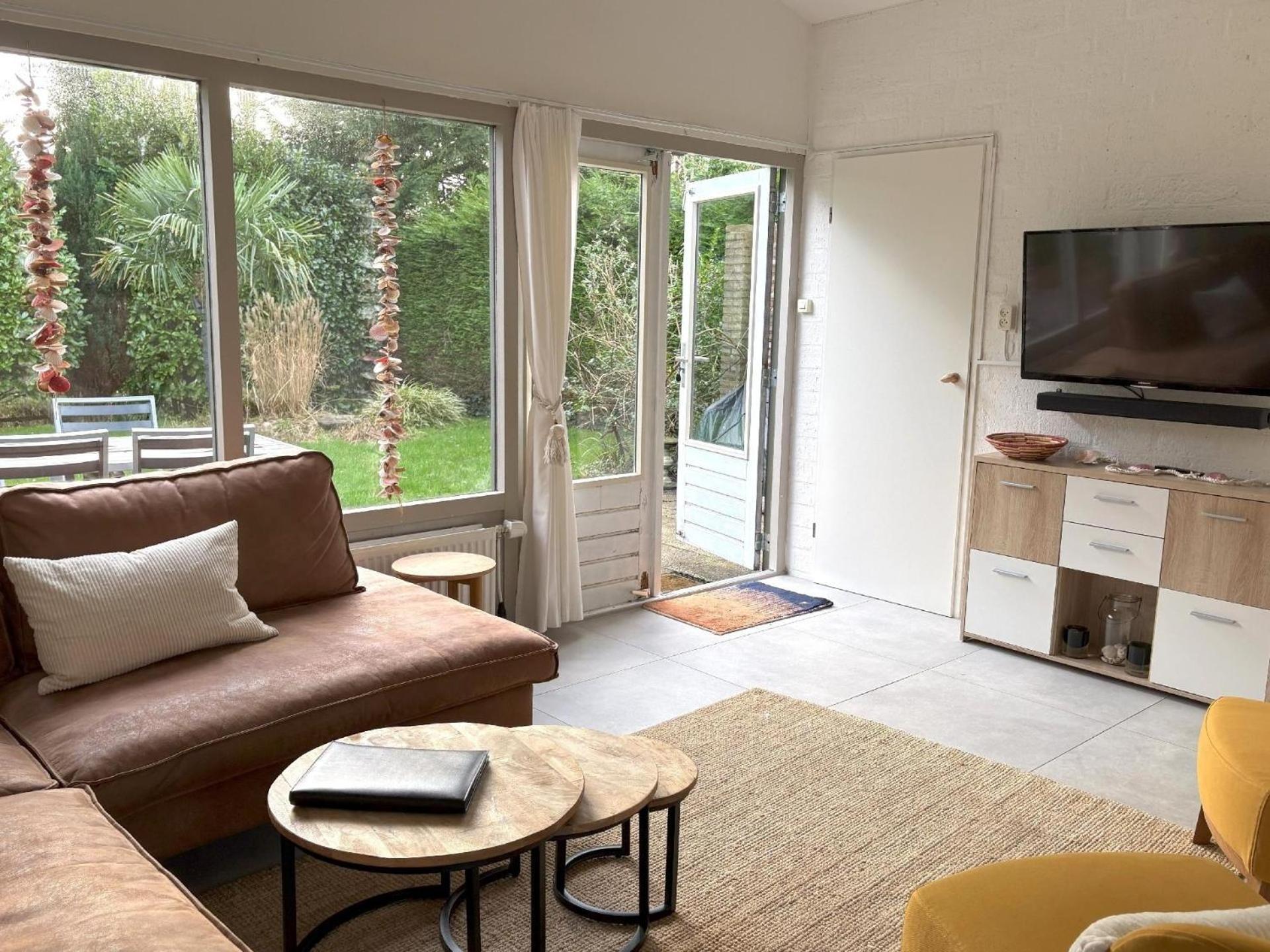 Gemuetliches, Helles Ferienhaus Mit Privatem Garten In Gepflegtem Ferienpark Warmenhuizen Eksteriør billede